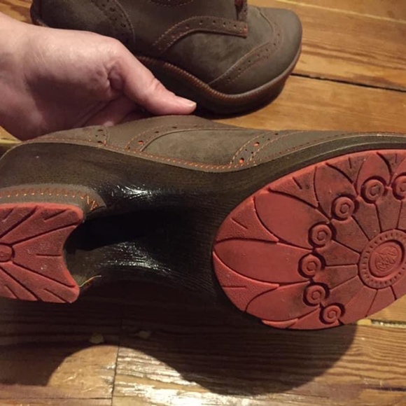 J-41 oxford wingtip vegan adventure shoes - Picture 4 of 6